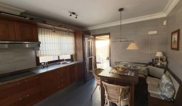 4 chambre Villa/Maison à vendre à Puerto del Rosario avec piscine garage - 725 000 € (Ref: 9885031)