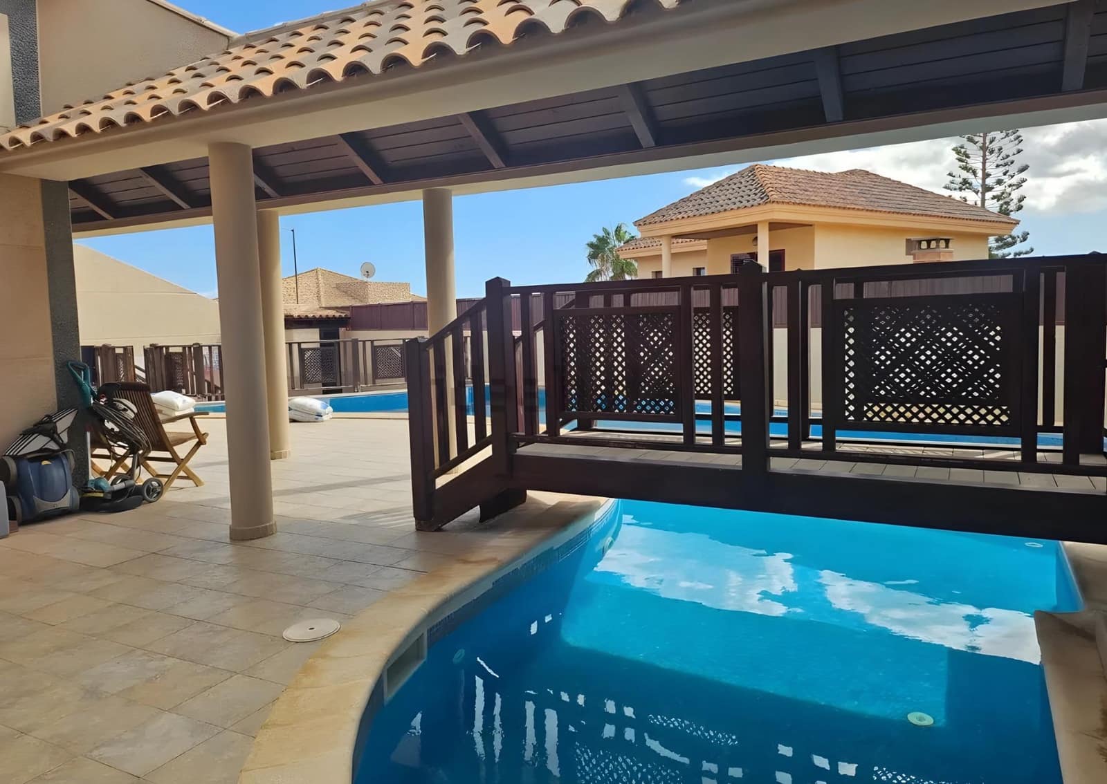 4 sovrum Villa till salu i Puerto del Rosario med pool garage - 725 000 € (Ref: 9885031)