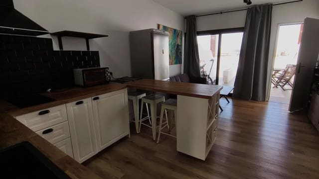 2 soveværelse Lejlighed til salg i Corralejo, La Oliva med garage - € 280.000 (Ref: 9920623)