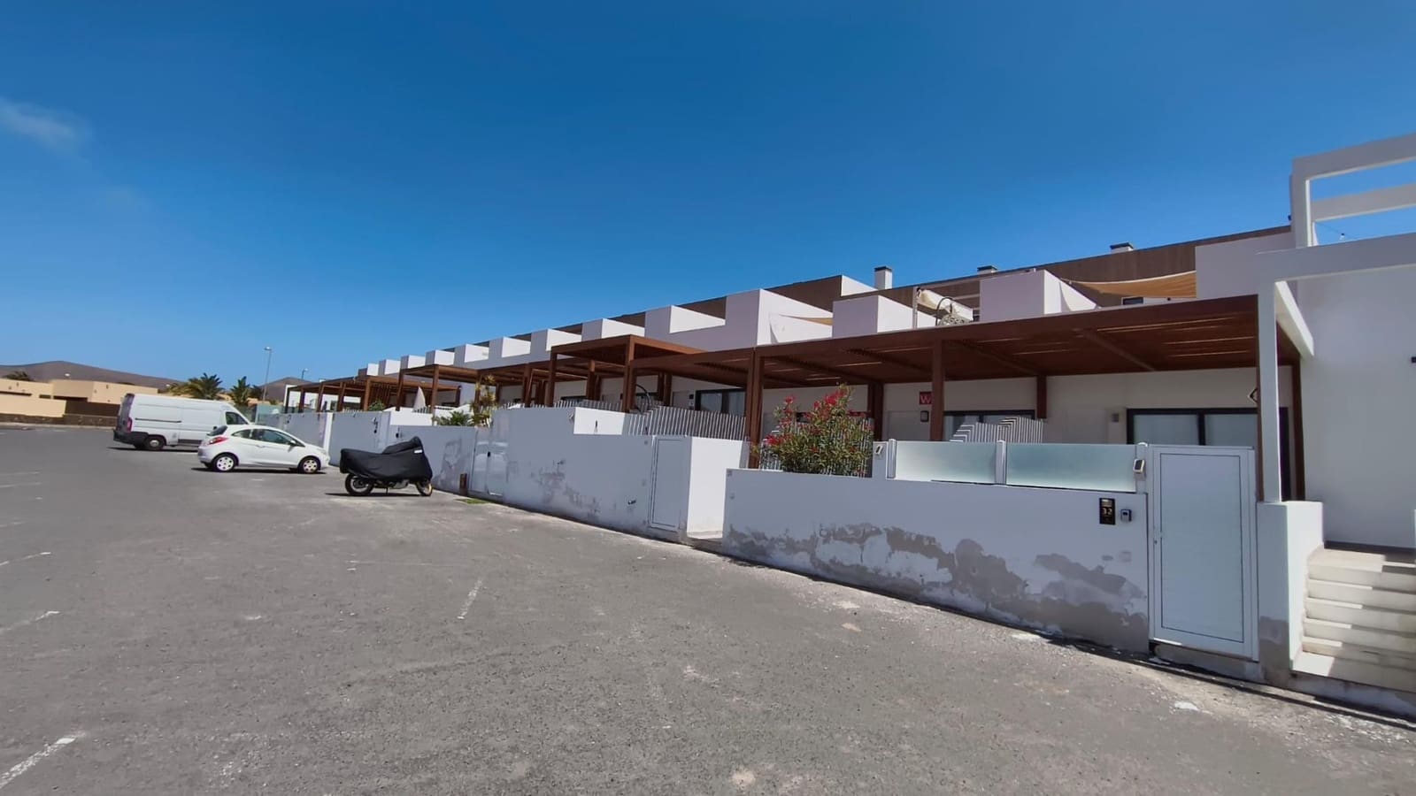 2 sypialnia Apartament na sprzedaż w Corralejo z garażem - 280 000 € (Ref: 9920623)