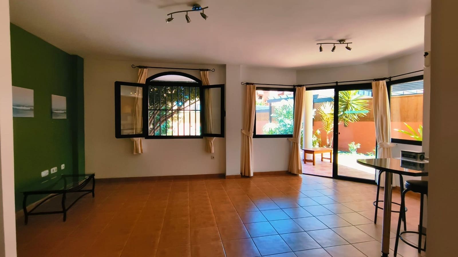 2 soveværelse Lejlighed til salg i Corralejo med garage - € 269.000 (Ref: 9943696)