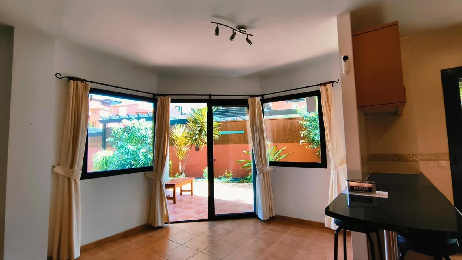 2 soveværelse Lejlighed til salg i Corralejo med garage - € 269.000 (Ref: 9943696)