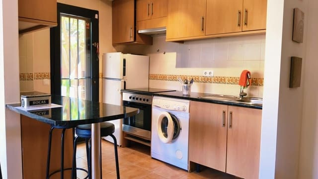 2 soveværelse Lejlighed til salg i Corralejo, La Oliva med garage - € 269.000 (Ref: 9943696)