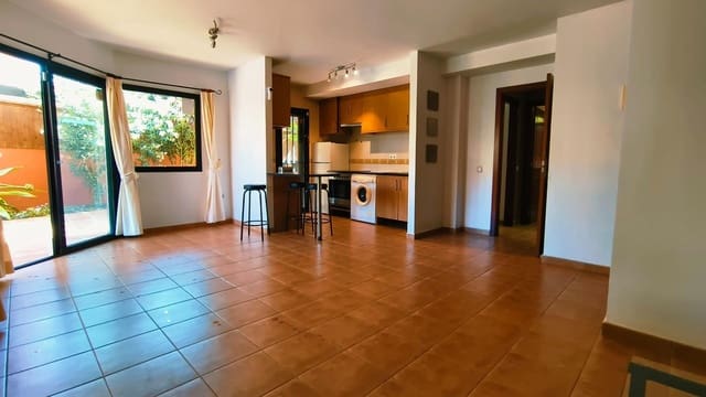 2 soveværelse Lejlighed til salg i Corralejo, La Oliva med garage - € 269.000 (Ref: 9943696)