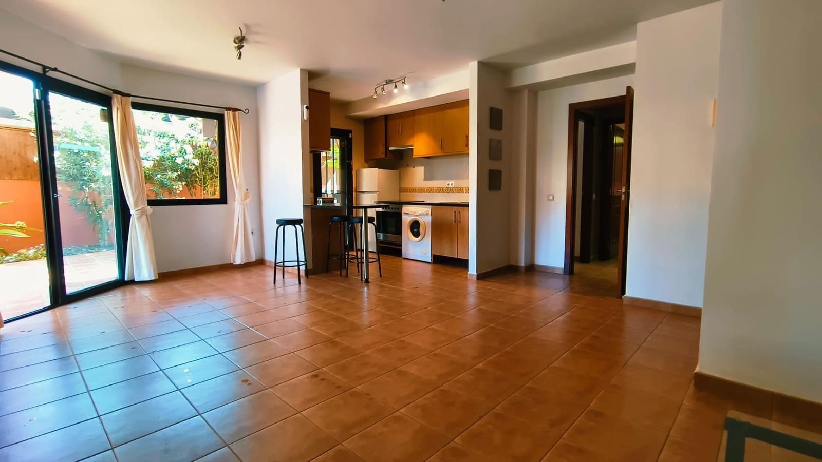 2 soveværelse Lejlighed til salg i Corralejo med garage - € 269.000 (Ref: 9943696)