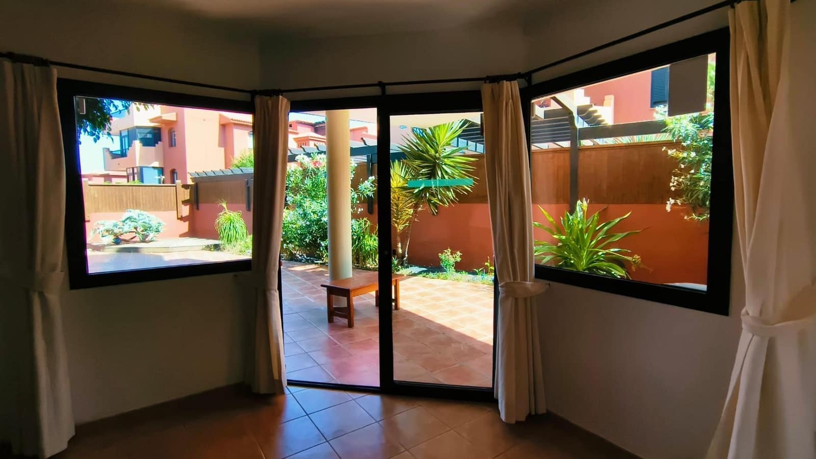 2 soveværelse Lejlighed til salg i Corralejo med garage - € 269.000 (Ref: 9943696)