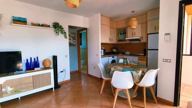 1 soveværelse Rækkehus til salg i Lajares, La Oliva med swimmingpool - € 199.000 (Ref: 9948114)