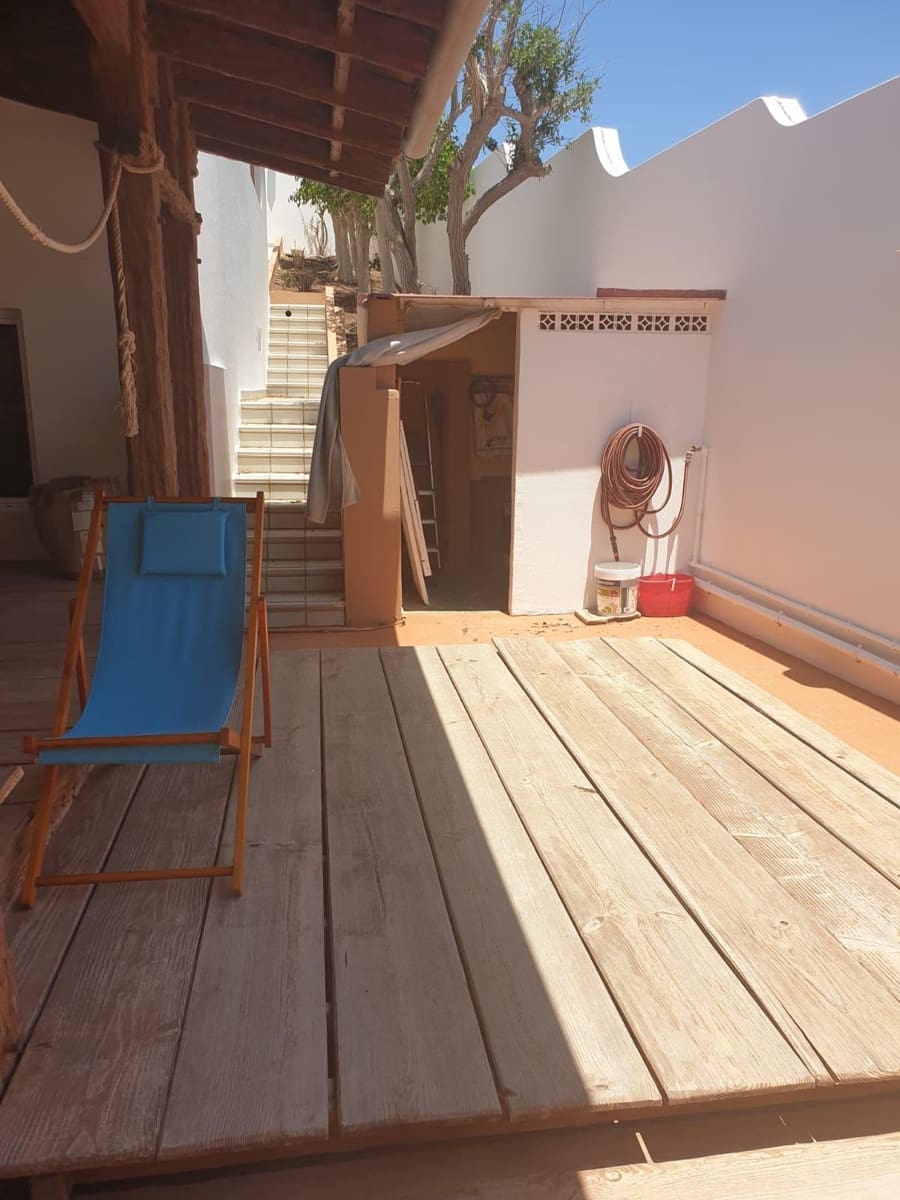 8 chambre Villa/Maison à vendre à Costa Calma avec piscine - 800 000 € (Ref: 9950008)