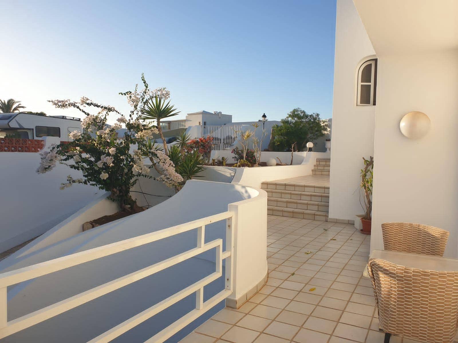 8 chambre Villa/Maison à vendre à Costa Calma avec piscine - 800 000 € (Ref: 9950008)