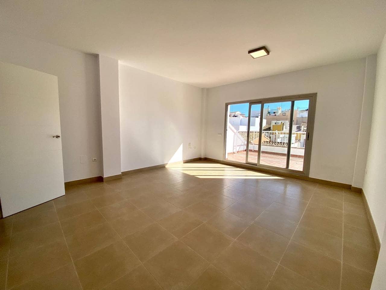 2 soverom Leilighet til salgs i Calpe / Calp med garasje - € 250 000 (Ref: 10098751)