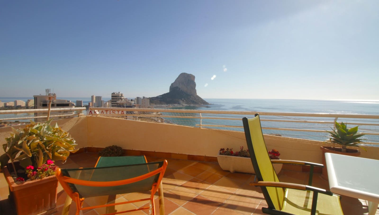 3 bedroom Beach Apartment for sale in Calpe / Calp with pool garage - € 1,300,000 (Ref: 8413616)