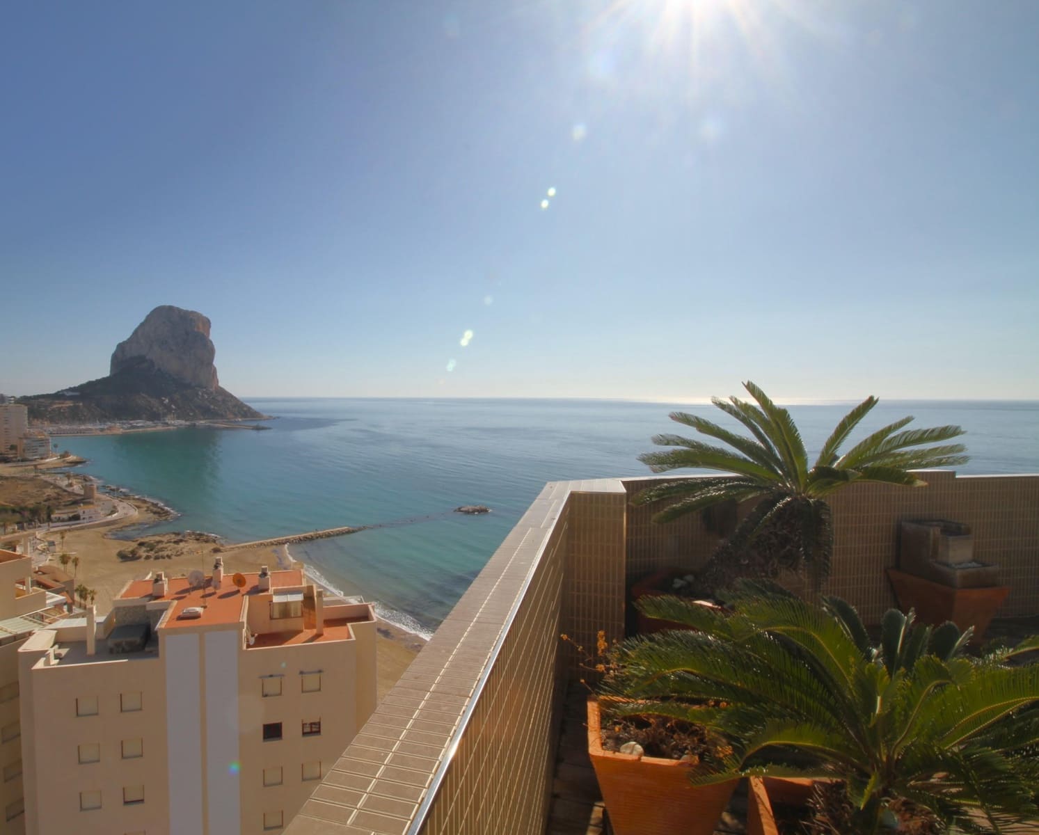 3 bedroom Beach Apartment for sale in Calpe / Calp with pool garage - € 1,300,000 (Ref: 8413616)