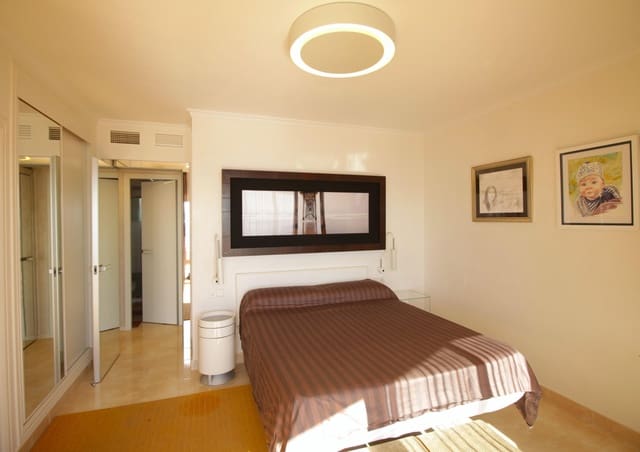 3 sypialnia Apartament przy plaży na sprzedaż w Calpe / Calp z basenem garażem - 1 300 000 € (Ref: 8413616)