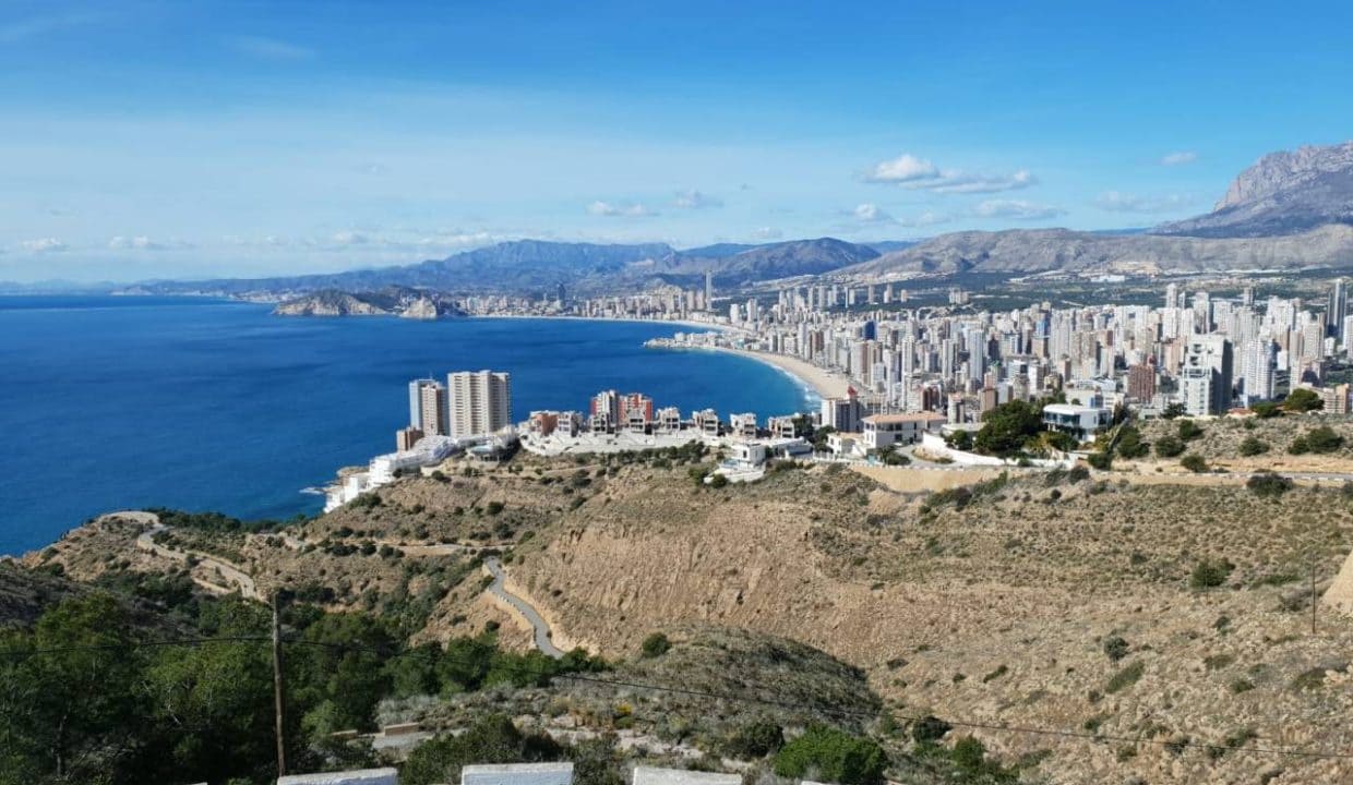 4 bedroom Villa for sale in Benidorm with pool garage - € 4,500,000 (Ref: 8433035)