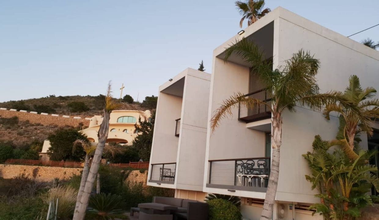 4 bedroom Villa for sale in Benidorm with pool garage - € 4,500,000 (Ref: 8433035)