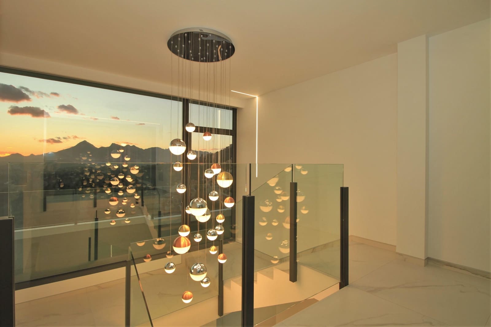 5 soveværelse Villa til salg i Altea med swimmingpool - € 2.350.000 (Ref: 8433175)