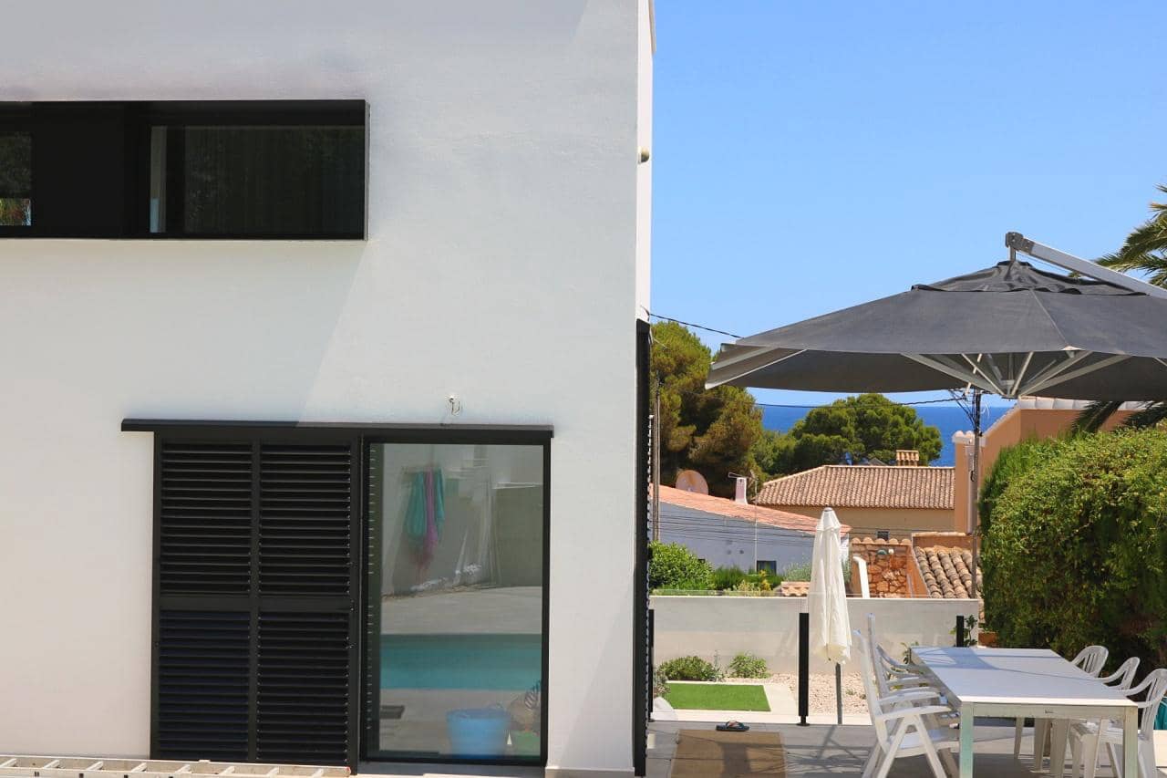 4 slaapkamer Villa te koop in Calpe / Calp met zwembad - € 1.025.000 (Ref: 8569182)