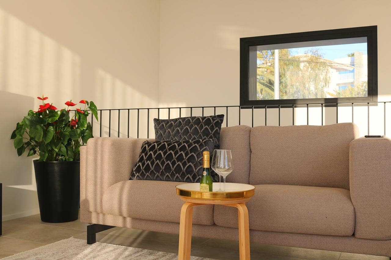 4 slaapkamer Villa te koop in Calpe / Calp met zwembad - € 1.025.000 (Ref: 8569182)