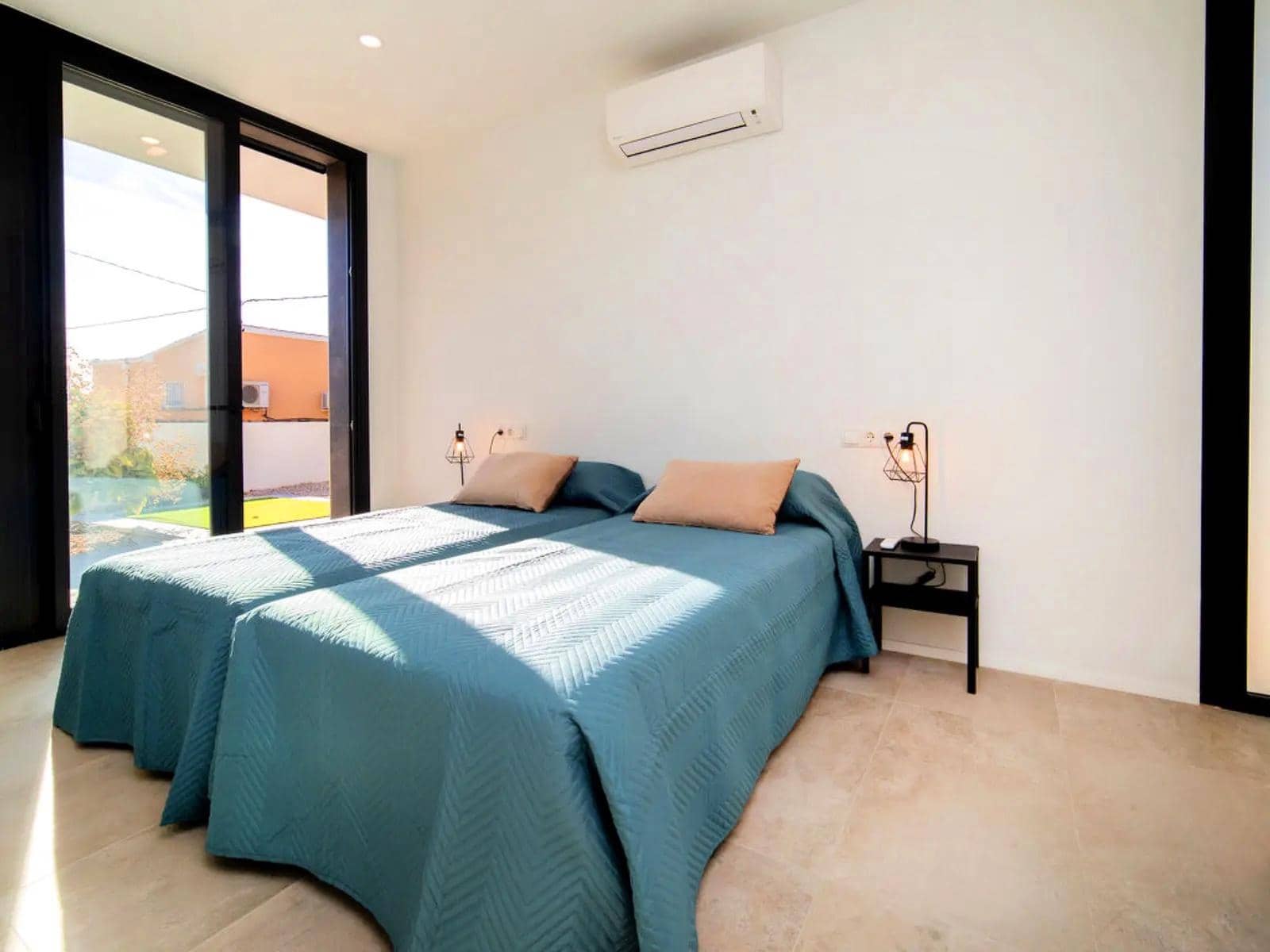 4 slaapkamer Villa te koop in Calpe / Calp met zwembad - € 1.025.000 (Ref: 8569182)