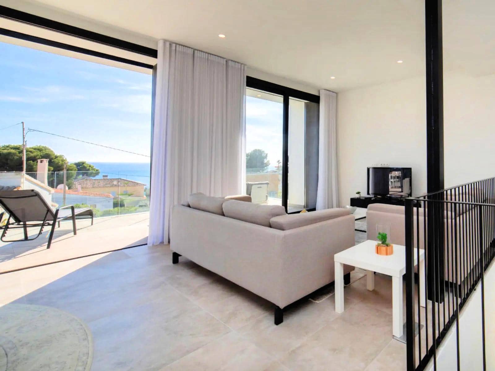 4 slaapkamer Villa te koop in Calpe / Calp met zwembad - € 1.025.000 (Ref: 8569182)