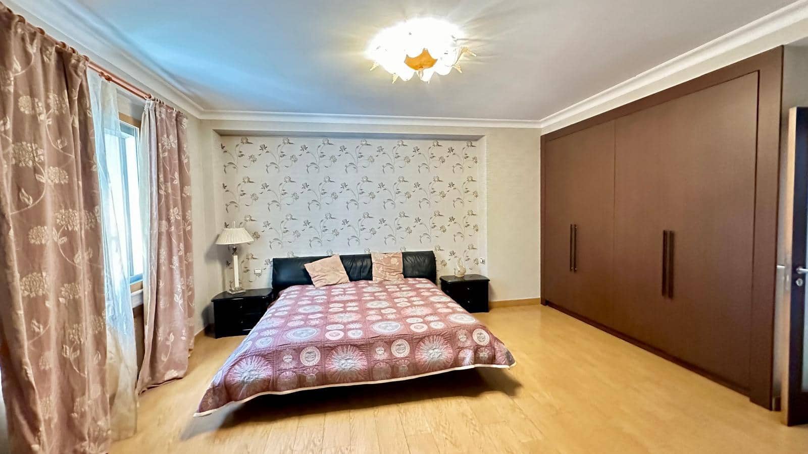 4 soveværelse Semi-Rækkehus til salg i Denia - € 2.370.000 (Ref: 8628163)