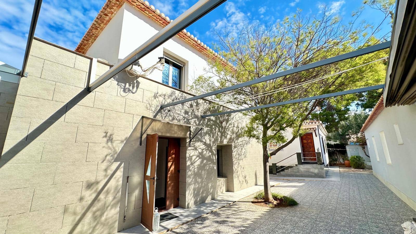 4 soveværelse Semi-Rækkehus til salg i Denia - € 2.370.000 (Ref: 8628163)