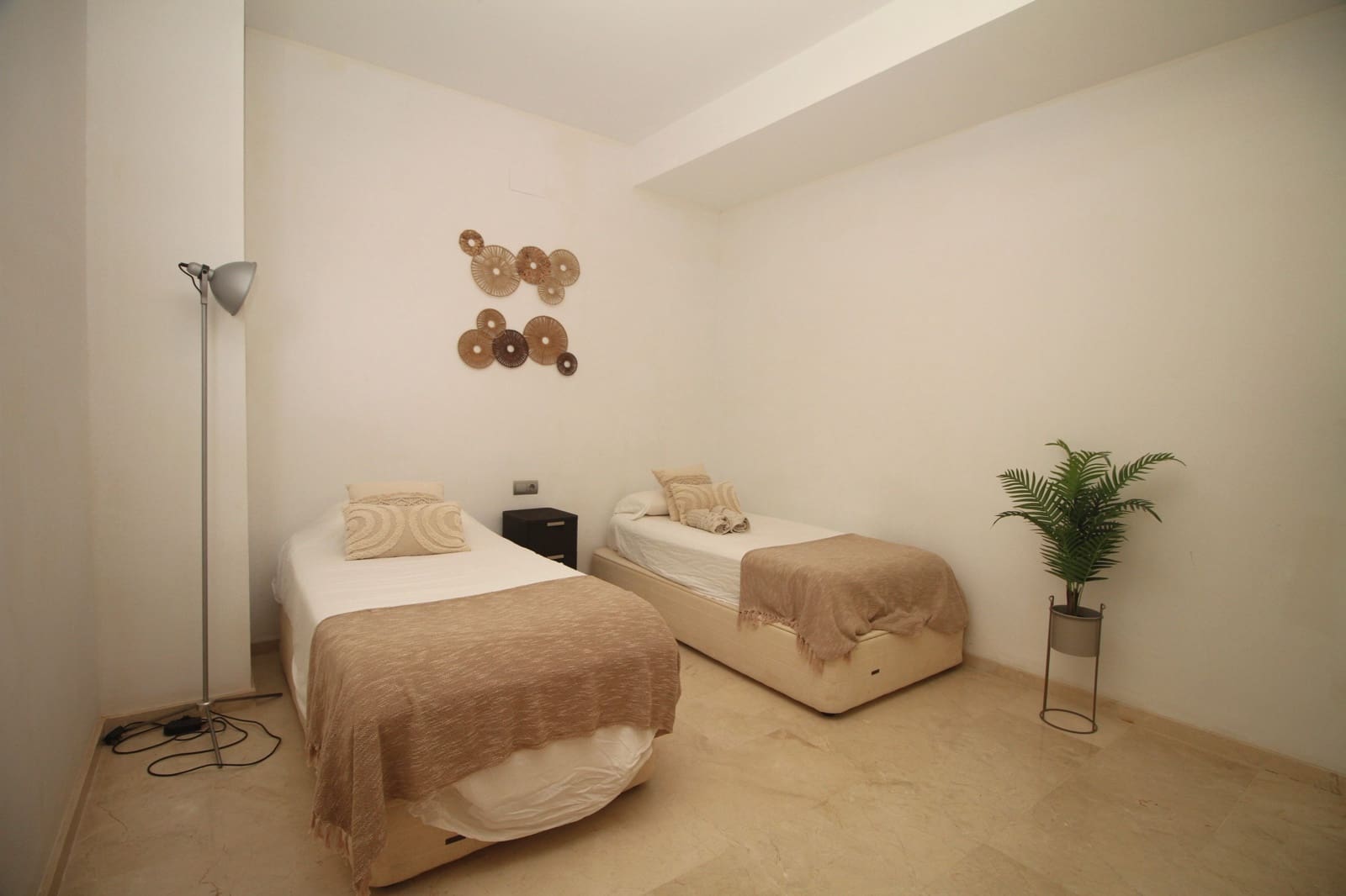 6 bedroom Villa for sale in Calpe / Calp with pool - € 1,600,000 (Ref: 9004088)