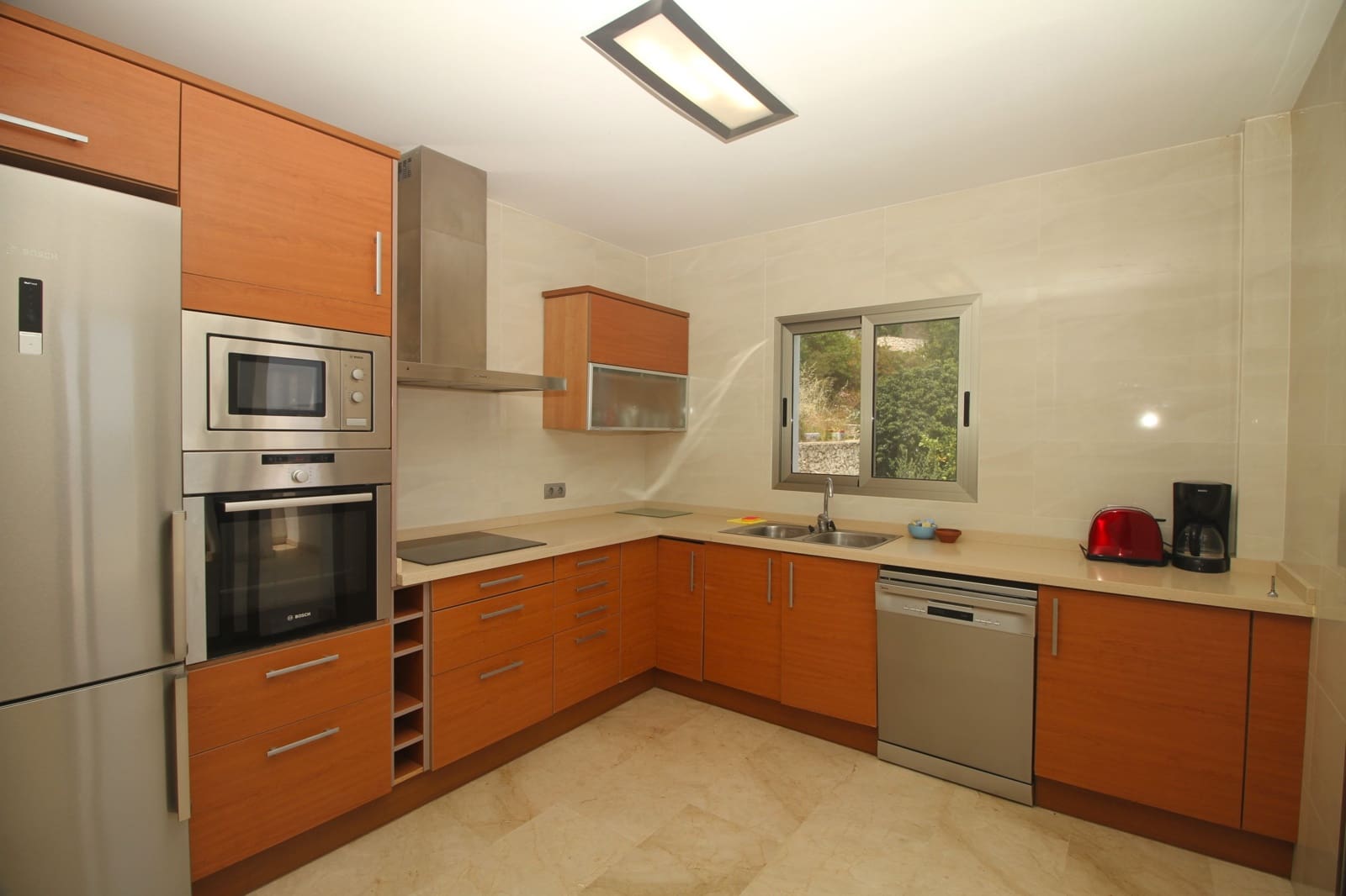 6 bedroom Villa for sale in Calpe / Calp with pool - € 1,600,000 (Ref: 9004088)