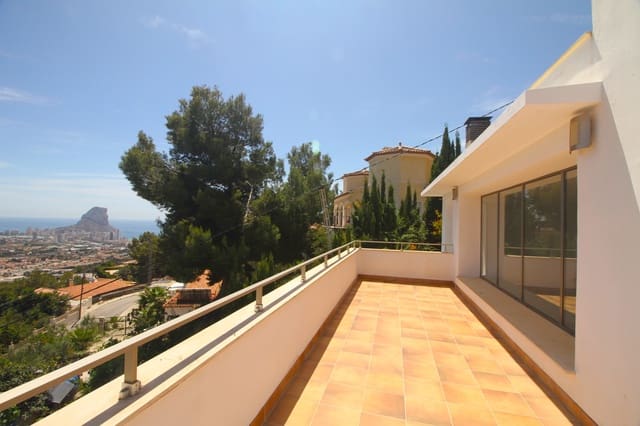 6 sovrum Villa till salu i Calpe / Calp med pool - 1 600 000 € (Ref: 9004088)