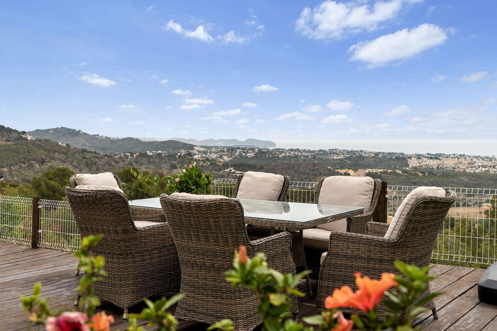 4 sypialnia Willa na sprzedaż w Calpe / Calp z basenem garażem - 999 900 € (Ref: 9092262)