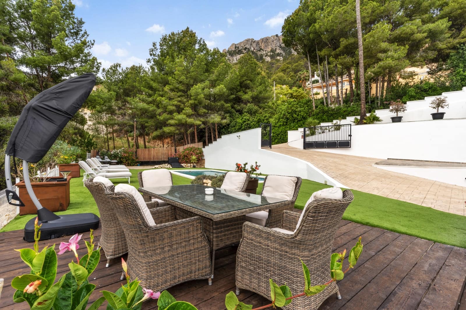 4 sypialnia Willa na sprzedaż w Calpe / Calp z basenem garażem - 999 900 € (Ref: 9092262)