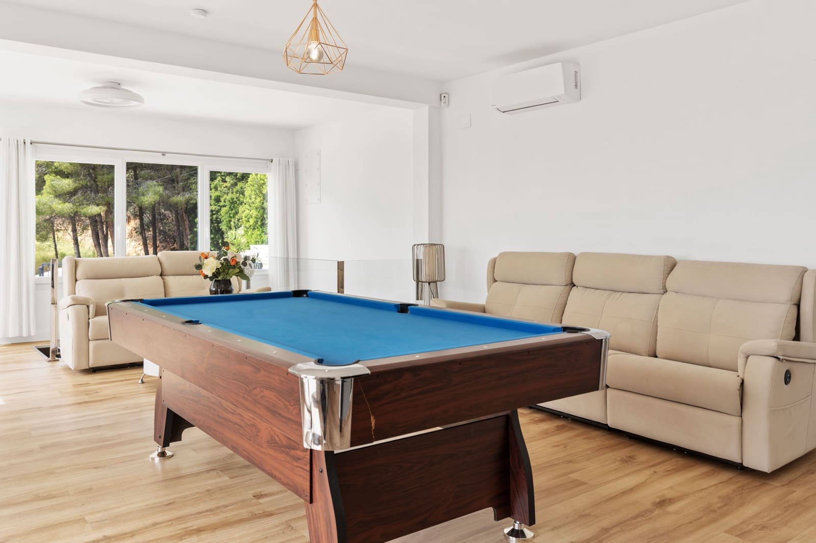 4 sypialnia Willa na sprzedaż w Calpe / Calp z basenem garażem - 999 900 € (Ref: 9092262)