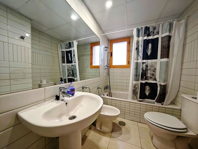 2 soveværelse Lejlighed til salg i Calpe / Calp med swimmingpool garage - € 420.000 (Ref: 9282636)