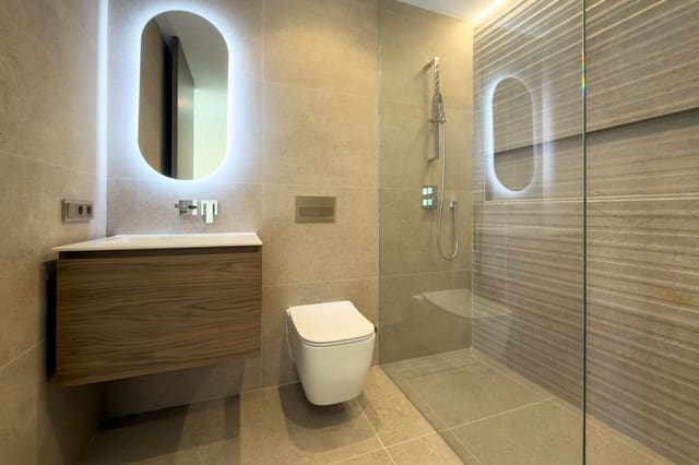 6 makuuhuone Huvila myytävänä paikassa Benissa mukana uima-altaan 
autotalli - 4 300 000 € (Ref: 9489755)