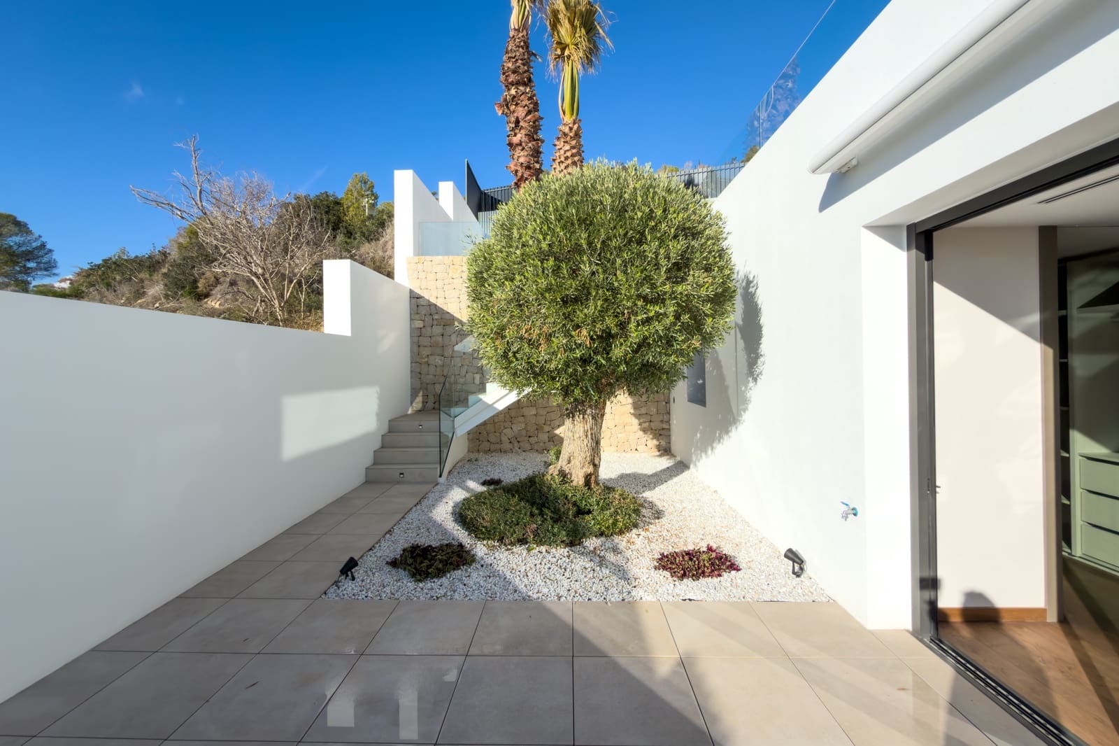 6 makuuhuone Huvila myytävänä paikassa Benissa mukana uima-altaan 
autotalli - 4 000 000 € (Ref: 9489755)