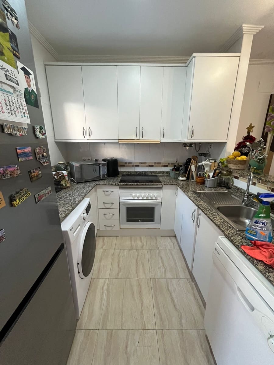 2 bedroom Apartment for sale in Calpe / Calp with garage - € 290,000 (Ref: 9493905)