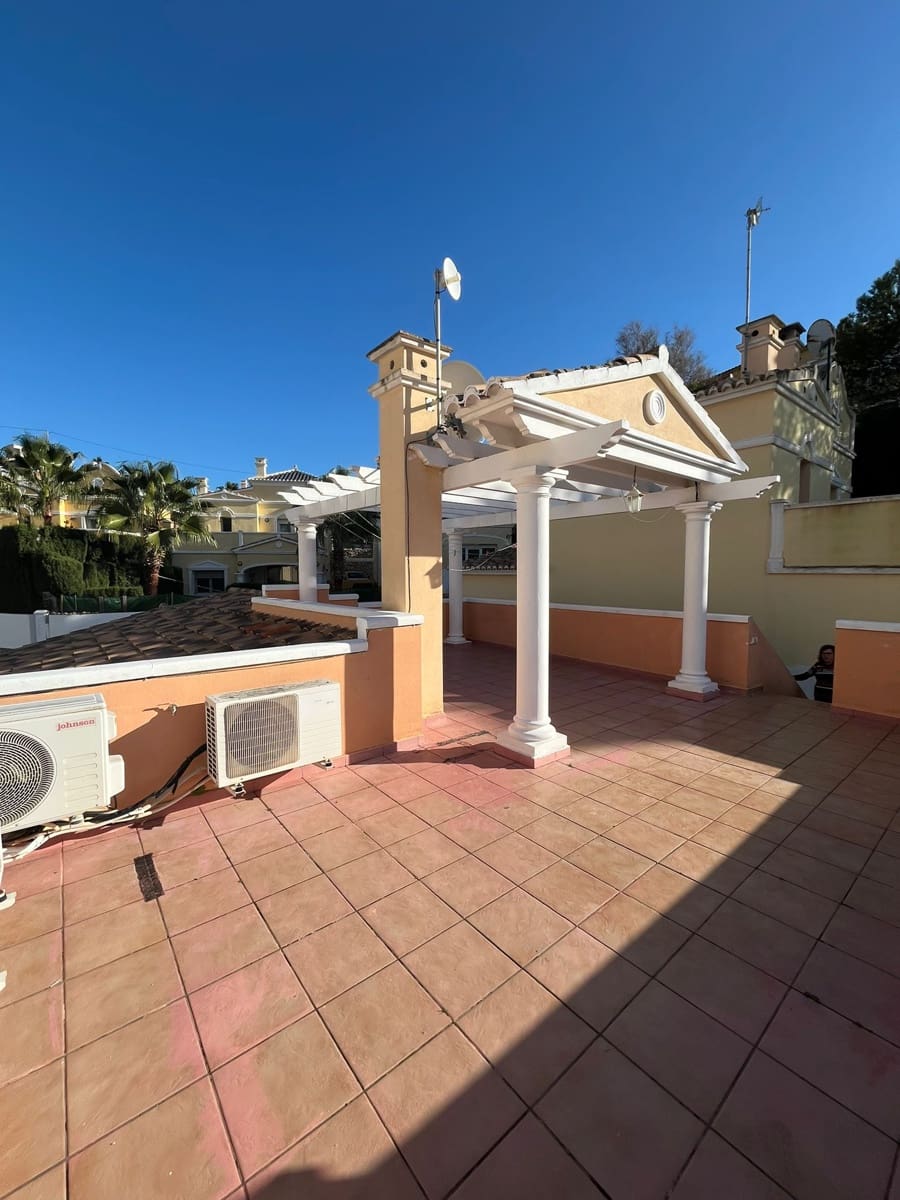 2 sovrum Bungalow till salu i Calpe / Calp - 295 000 € (Ref: 9496541)