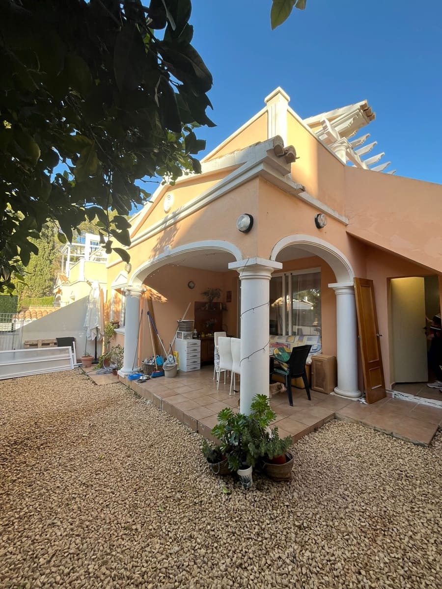 2 sovrum Bungalow till salu i Calpe / Calp - 295 000 € (Ref: 9496541)