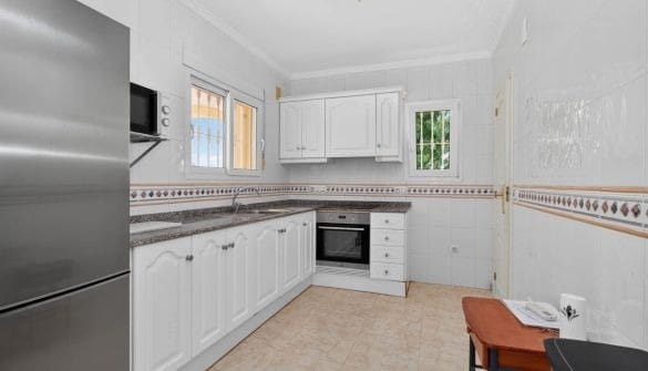 3 chambre Bungalow à vendre à Calpe / Calp avec piscine garage - 320 000 € (Ref: 9844356)
