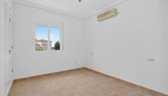 3 chambre Bungalow à vendre à Calpe / Calp avec piscine garage - 320 000 € (Ref: 9844356)