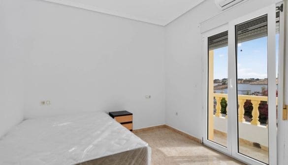 3 chambre Bungalow à vendre à Calpe / Calp avec piscine garage - 320 000 € (Ref: 9844356)
