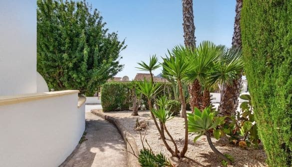 3 chambre Bungalow à vendre à Calpe / Calp avec piscine garage - 320 000 € (Ref: 9844356)