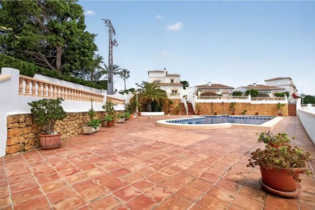 3 chambre Bungalow à vendre à Calpe / Calp avec piscine garage - 320 000 € (Ref: 9844356)