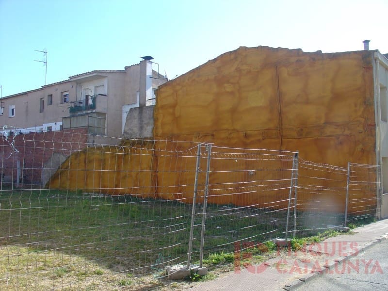 Building Plot for sale in Cassa de la Selva - € 105,000 (Ref: 9433513)