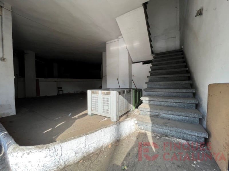 Kaupallinen myytävänä paikassa Girona kaupunki - 260 000 € (Ref: 9433519)