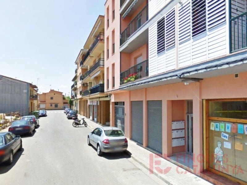 Commercieel te koop in Sarria de Ter met garage - € 195.000 (Ref: 9433520)
