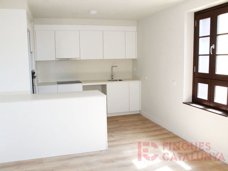 3 makuuhuone Huoneisto myytävänä paikassa Girona kaupunki mukana 
autotalli - 640 500 € (Ref: 9433531)