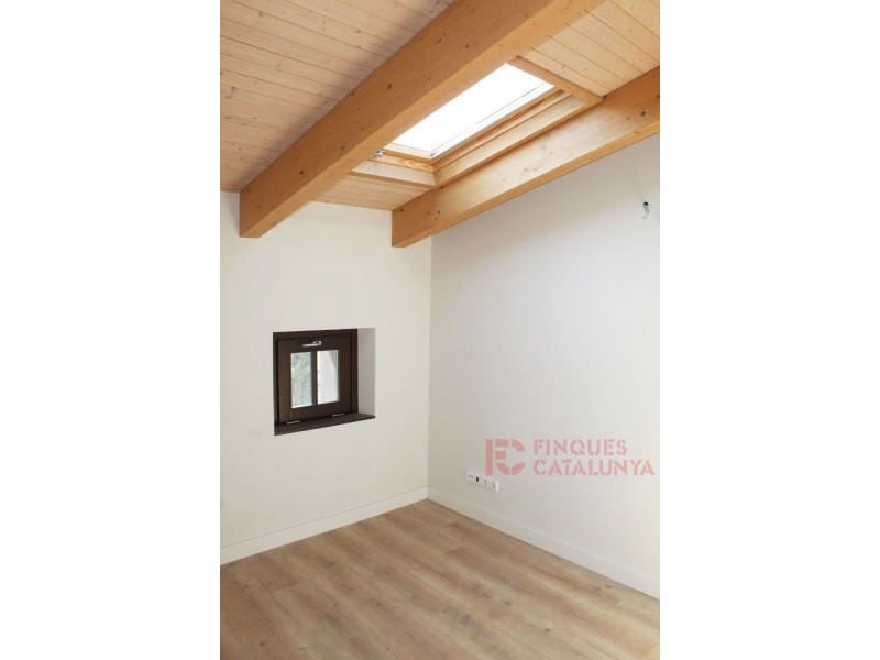 3 makuuhuone Huoneisto myytävänä paikassa Girona kaupunki mukana 
autotalli - 640 500 € (Ref: 9433531)