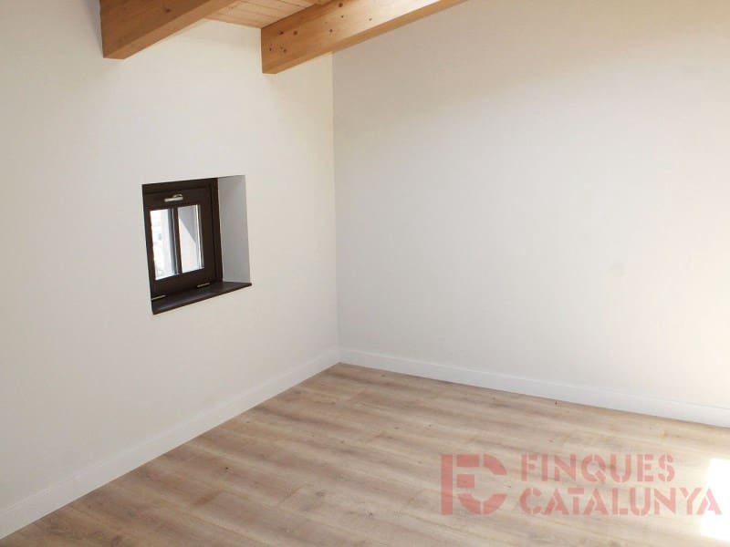 3 makuuhuone Huoneisto myytävänä paikassa Girona kaupunki mukana 
autotalli - 640 500 € (Ref: 9433531)