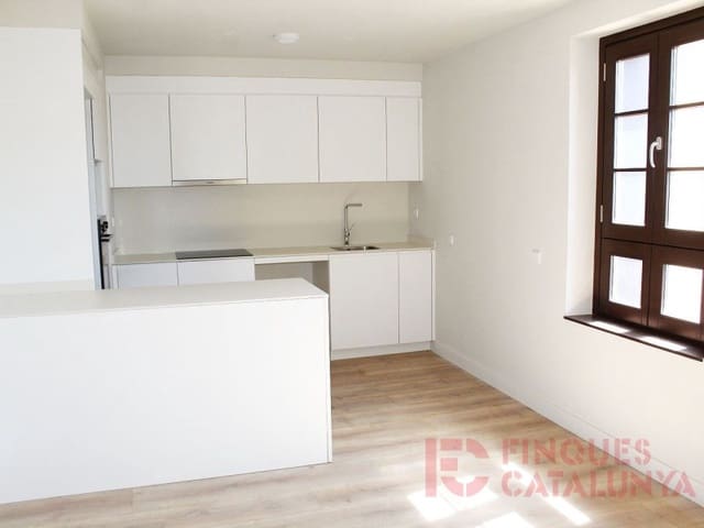 3 makuuhuone Huoneisto myytävänä paikassa Girona kaupunki mukana 
autotalli - 640 500 € (Ref: 9433531)